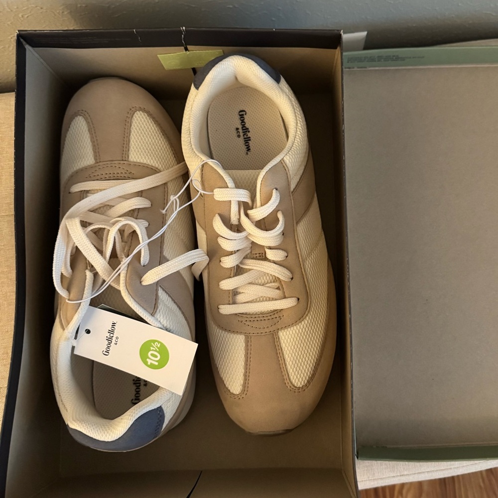 NWT Goodfellow & Co. Chester Sneakers - Picture 3 of 3